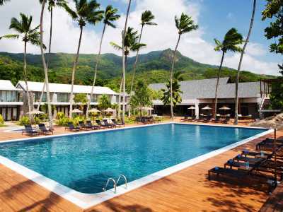 Готель Le Meridien Barbarons Grand Anse  Екстер'єр фото